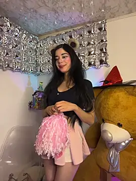 Snapshot of wetbyAlice chatting on 24, 10, 2025 wetbyAlice online show from 24, 10, 2025