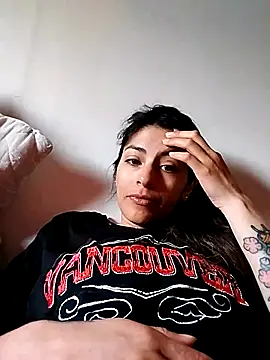 Snapshot of besosseductores chatting on 3, 11, 2025 besosseductores online show from 3, 11, 2025