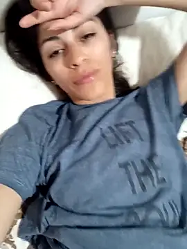 Snapshot of besosseductores chatting on 4, 11, 2025 besosseductores online show from 4, 11, 2025