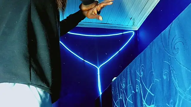 Kloe cardashan online show from 30, 10, 2025