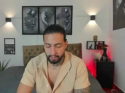 Snapshot of christopher_palmerjs chatting on 15, 11, 2025 christopher palmerjs online show from 15, 11, 2025