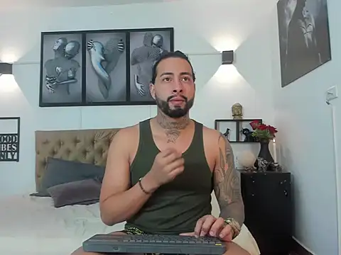 Snapshot of christopher_palmerjs chatting on 28, 11, 2025 christopher palmerjs online show from 28, 11, 2025