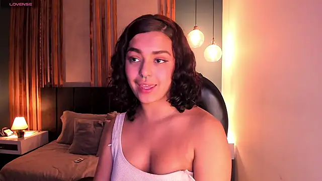 Snapshot of Andrux__ chatting on 7, 11, 2025 Andrux online show from 7, 11, 2025