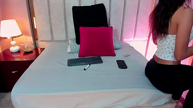 Snapshot of KeimyWilde chatting on 22, 12, 2025 KeimyWilde online show from 22, 12, 2025