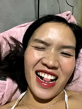 Snapshot of Yunzang chatting on 29, 11, 2025 Yunzang online show from 29, 11, 2025