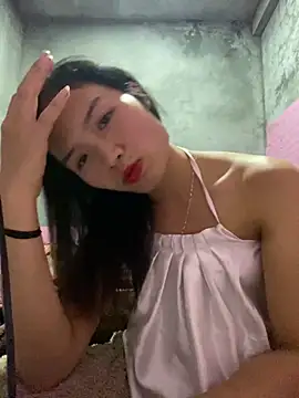 Snapshot of Yunzang chatting on 14, 12, 2025 Yunzang online show from 14, 12, 2025