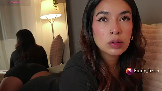 Snapshot of Missemily_11 chatting on 17, 3, 2026 Missemily 11 online show from 17, 3, 2026