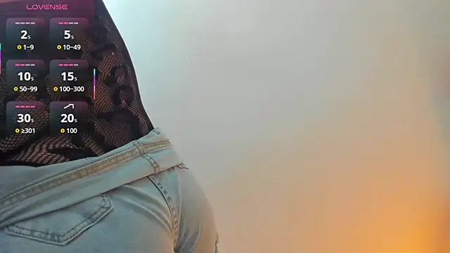 Snapshot of anastasia_cortez_ chatting on 16, 12, 2025 anastasia cortez online show from 16, 12, 2025