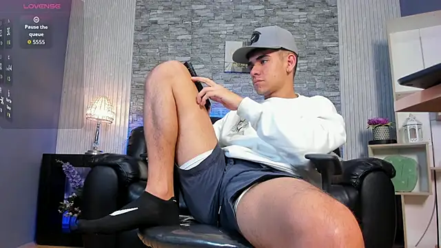 zack joness18 online show from 26, 3, 2026