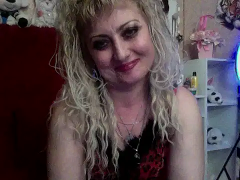 xHot Amazonq online show from 31, 10, 2025