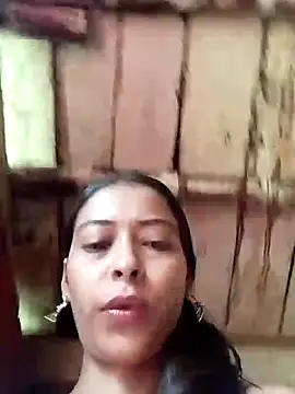 Snapshot of Tinaa18Love chatting on 17, 12, 2025 Tinaa18Love online show from 17, 12, 2025