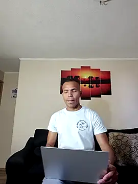 Jonnes-z online show from 14, 12, 2025