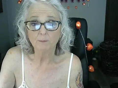 Snapshot of JoleneDelacroix chatting on 15, 2, 2026 JoleneDelacroix online show from 15, 2, 2026