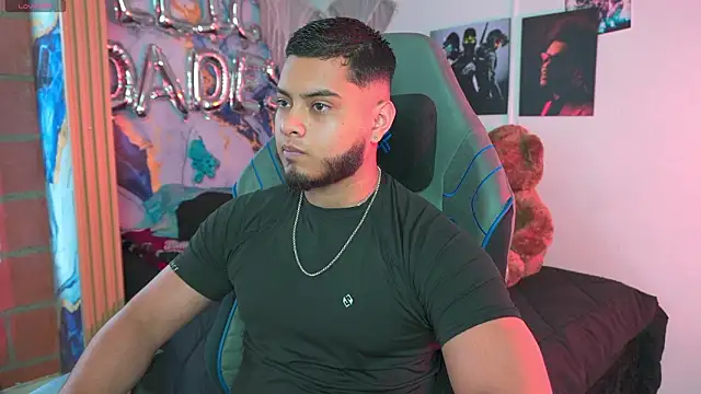 Snapshot of Tiler_wolker chatting on 15, 3, 2026 Tiler wolker online show from 15, 3, 2026