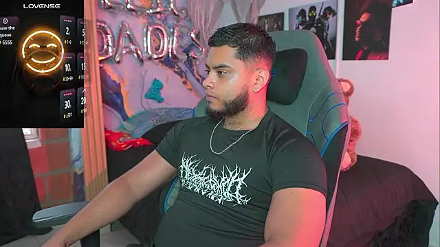 Snapshot of Tiler_wolker chatting on 28, 3, 2026 Tiler wolker online show from 28, 3, 2026