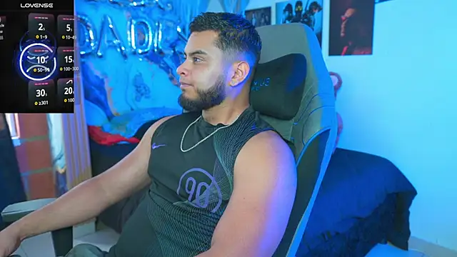 Snapshot of Tiler_wolker chatting on 2, 4, 2026 Tiler wolker online show from 2, 4, 2026