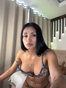 Snapshot of saragrey77 chatting on 25, 11, 2025 saragrey77 online show from 25, 11, 2025