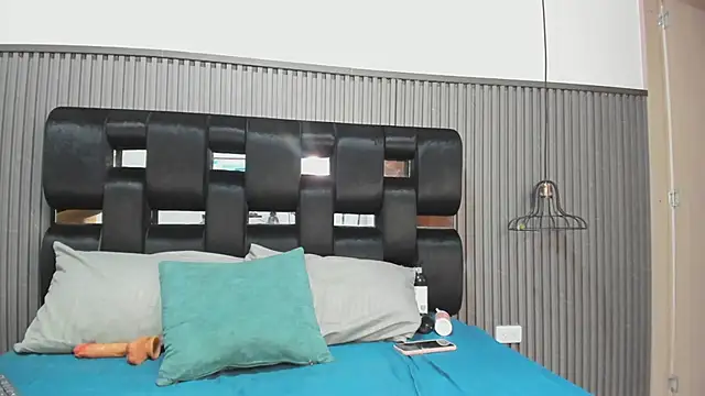 NhoanBrunette online show from 17, 1, 2026