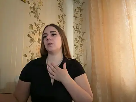 Hanna 777 online show from 8, 11, 2025