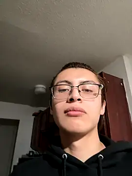 Snapshot of alexismar28 chatting on 27, 10, 2025 alexismar28 online show from 27, 10, 2025