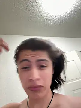 Snapshot of alexismar28 chatting on 21, 4, 2026 alexismar28 online show from 21, 4, 2026