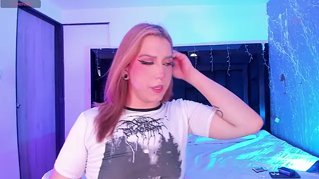 JanneBlossom  online show from 14, 12, 2025