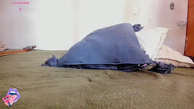 Snapshot of ghostwomaan chatting on 26, 5, 2026 ghostwomaan online show from 26, 5, 2026