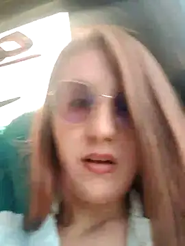 Snapshot of Alyah_1-2 chatting on 5, 11, 2025 Alyah 1-2 online show from 5, 11, 2025