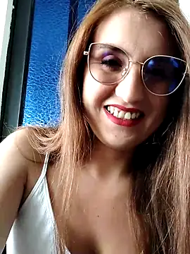 Snapshot of Alyah_1-2 chatting on 24, 11, 2025 Alyah 1-2 online show from 24, 11, 2025