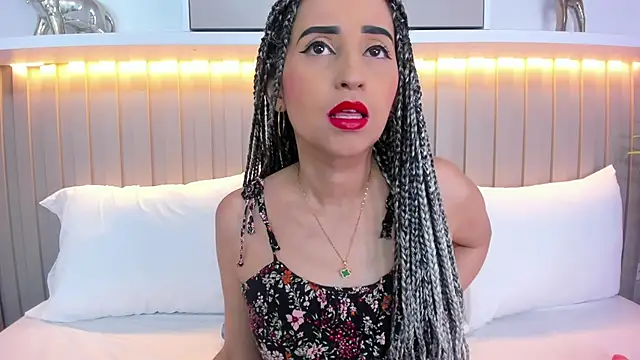 violett rabbit  online show from 12, 11, 2025