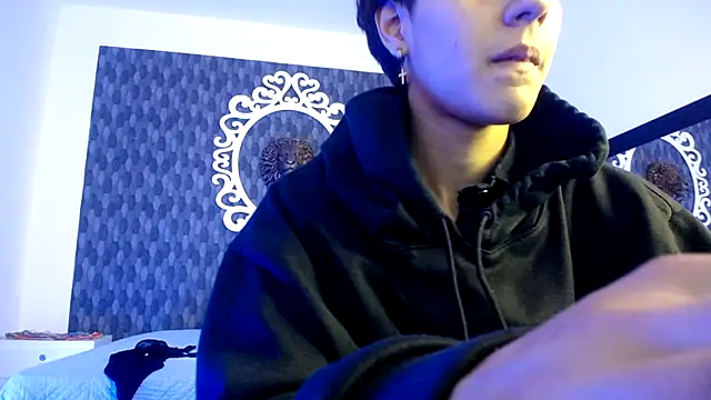 Ghost  Girl  online show from 8, 11, 2025