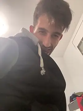 Dondeloquieras4 online show from 15, 3, 2026