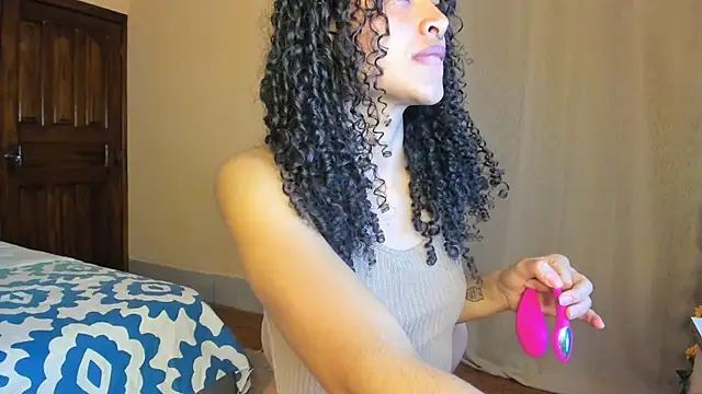 Snapshot of Keniia_rizz chatting on 25, 7, 2026 Keniia rizz online show from 25, 7, 2026