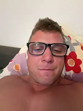 Snapshot of PolishBoy1995 chatting on 29, 5, 2026 PolishBoy1995 online show from 29, 5, 2026