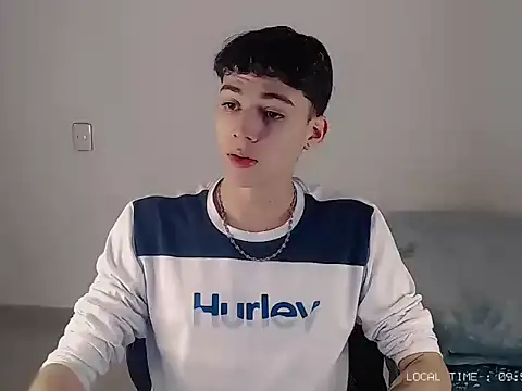 Snapshot of Sett_01 chatting on 5, 11, 2025 Sett 01 online show from 5, 11, 2025