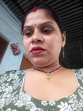 Snapshot of HayatKapoor chatting on 12, 11, 2025 HayatKapoor online show from 12, 11, 2025