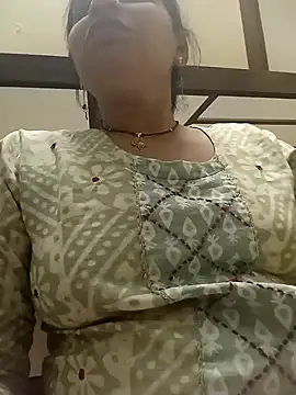 Snapshot of HayatKapoor chatting on 28, 11, 2025 HayatKapoor online show from 28, 11, 2025