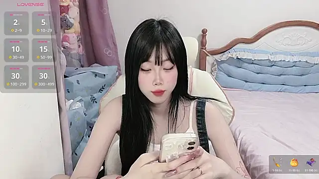Snapshot of Vivian-88 chatting on 23, 4, 2026 Vivian-88 online show from 23, 4, 2026