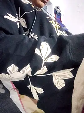 Hot-Rubyy online show from 5, 12, 2025