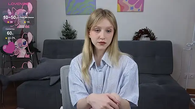 KissChristie   online show from 18, 12, 2025