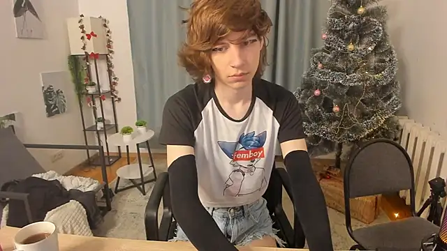 AvenGlow online show from 23, 12, 2025