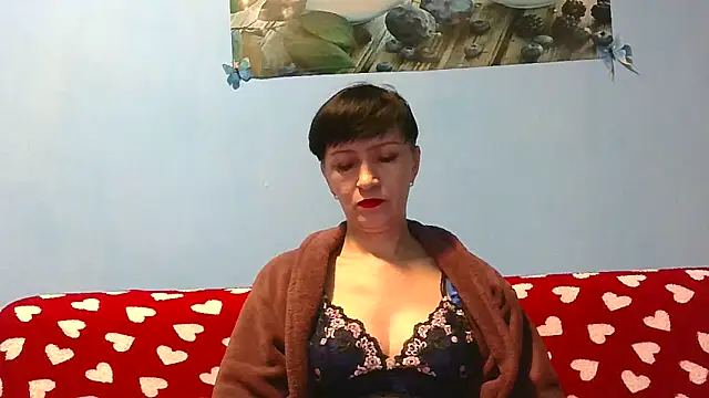 Snapshot of IffetLove42 chatting on 12, 4, 2026 IffetLove42 online show from 12, 4, 2026