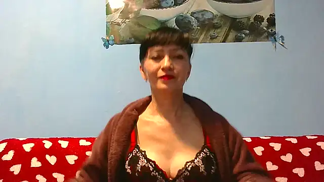 Snapshot of IffetLove42 chatting on 15, 4, 2026 IffetLove42 online show from 15, 4, 2026