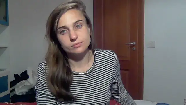 Snapshot of SinnEmily chatting on 11, 4, 2026 SinnEmily online show from 11, 4, 2026