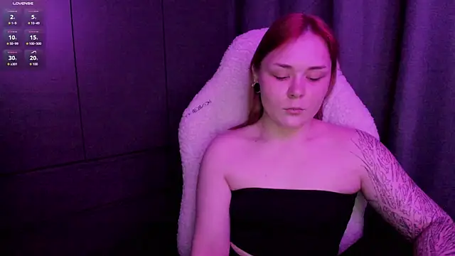 sophia lix online show from 23, 7, 2026