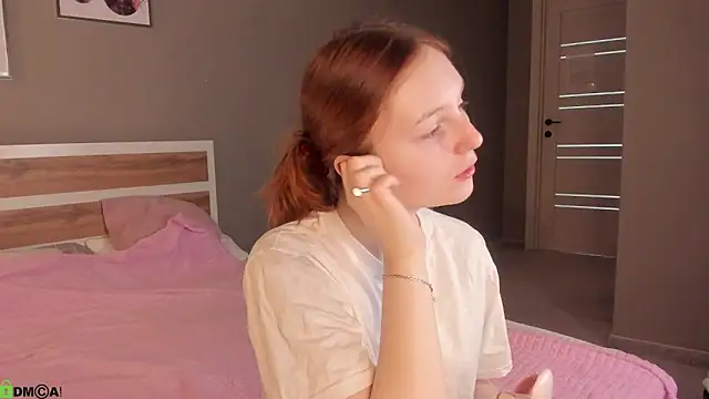 Snapshot of AngelWisee chatting on 19, 5, 2026 AngelWisee online show from 19, 5, 2026