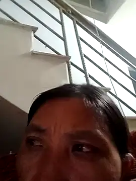 bella-la online show from 5, 11, 2025