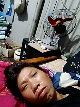 bella-la online show from 9, 11, 2025