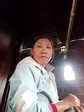 Snapshot of bella-la chatting on 2, 2, 2026 bella-la online show from 2, 2, 2026