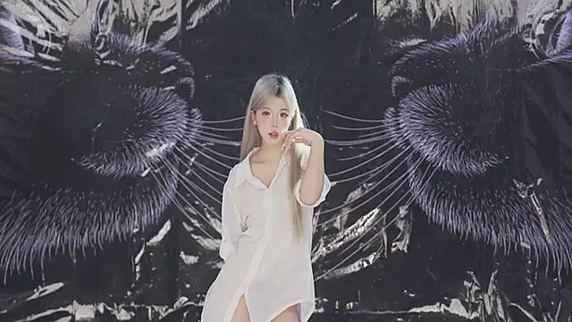 Snapshot of sweetgirls888 chatting on 8, 4, 2026 sweetgirls888 online show from 8, 4, 2026